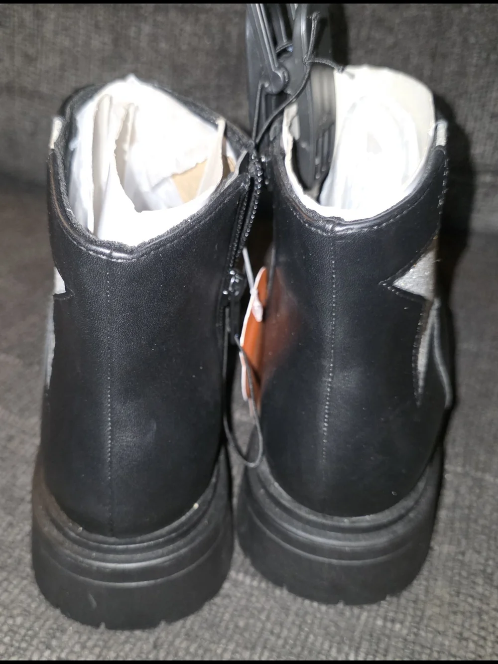 Little Girls Black Ankle Boots with Silver Glitter Star Size 2 NWT